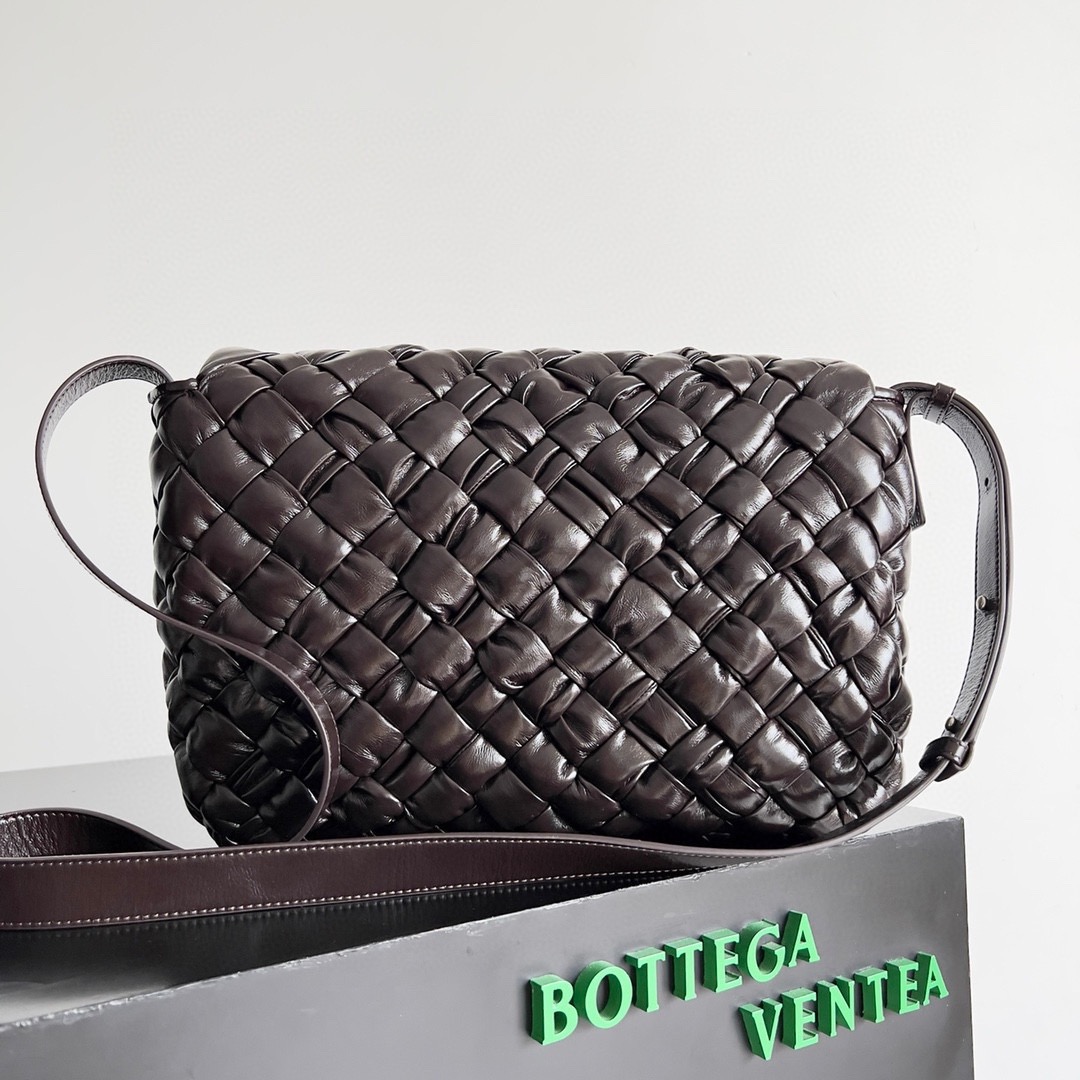 BV Rumple messenger bag chocolate brown Intrecciato woven