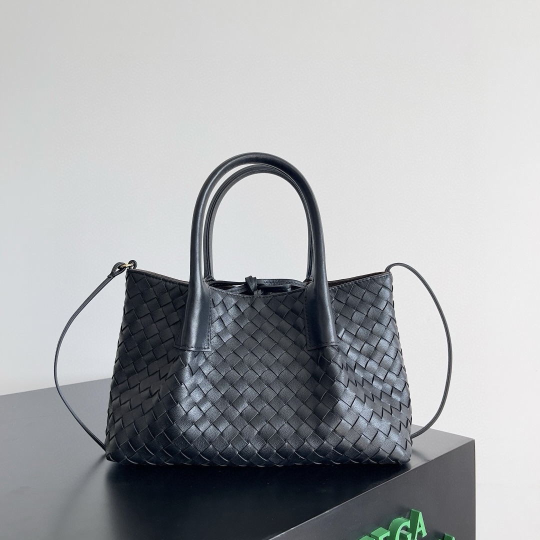 BV Pinacoteca mini tote bag black Intrecciato woven smooth cow leather