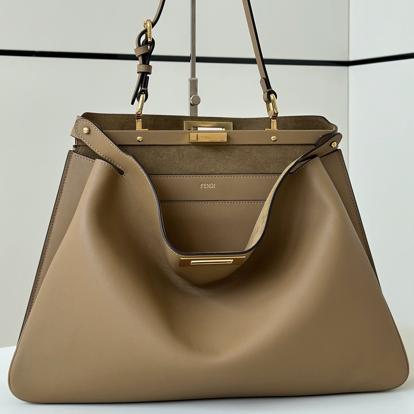 Fendi Peekaboo large crossbody bag camel smooth leather