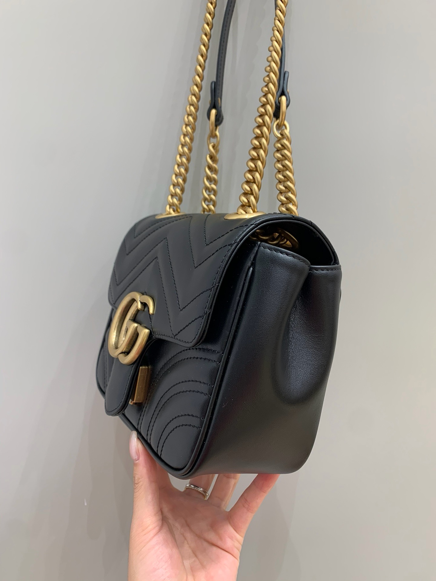 Gucci Marmont square crossbody bag black cow leather chain