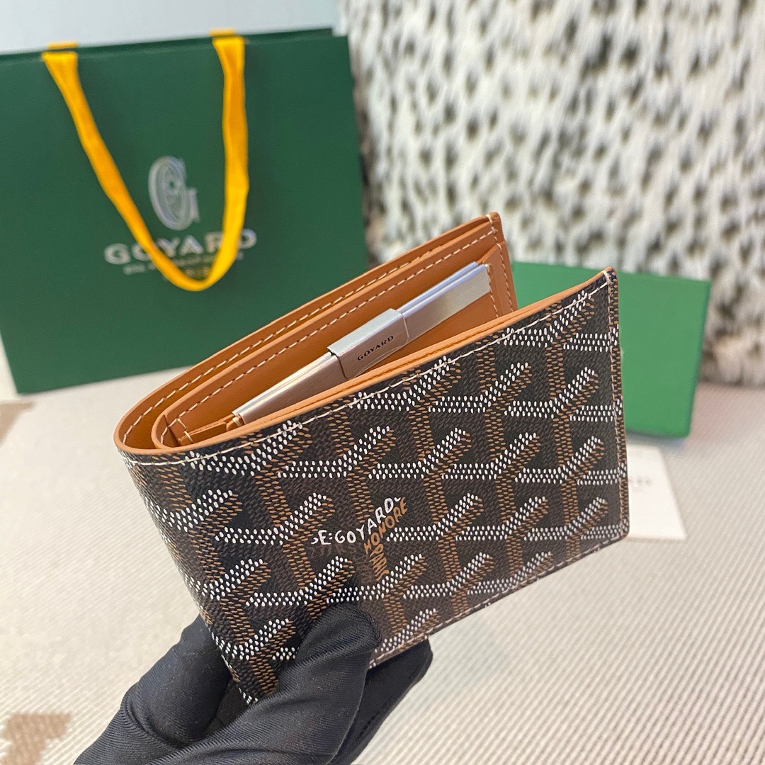 Brown Goyard printed bifold wallet