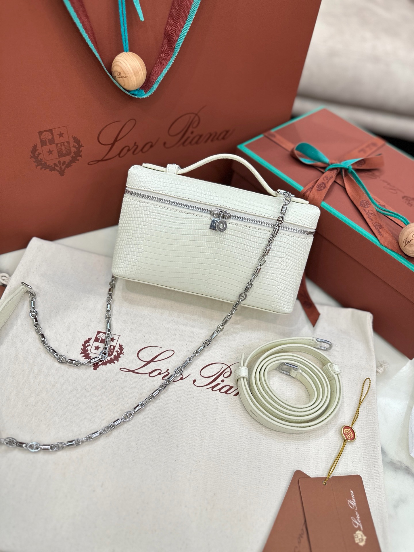 Loro Piana Extra Pocket L19 milk white lizard skin box bag