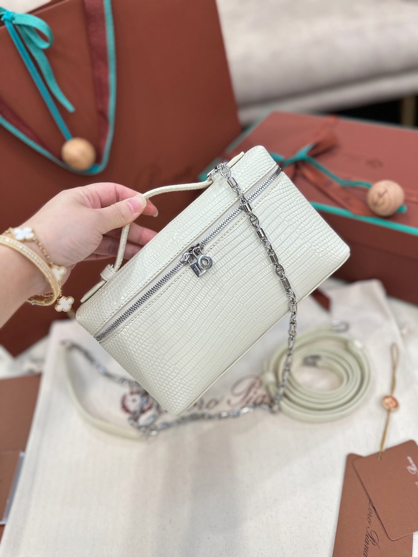 Loro Piana Extra Pocket L19 milk white lizard skin box bag