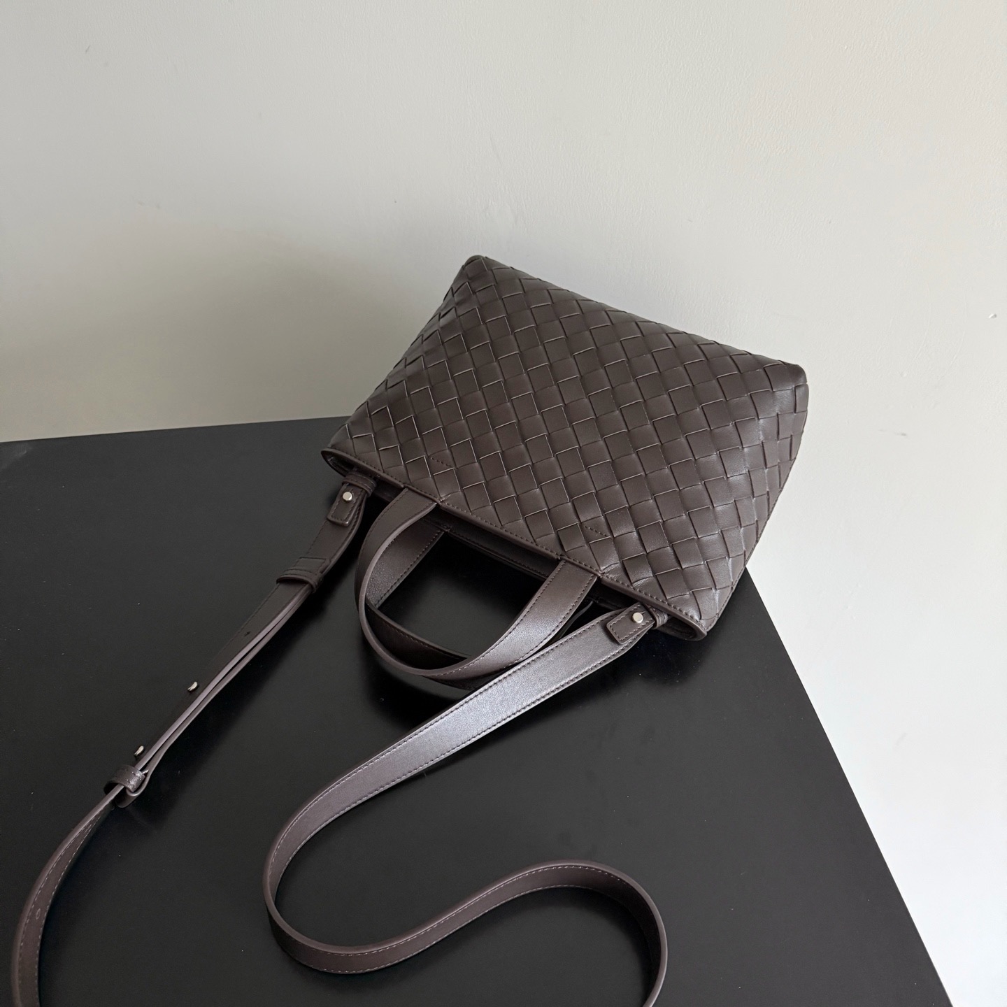 Bottega Veneta Mini Zipped Tote bag leather woven