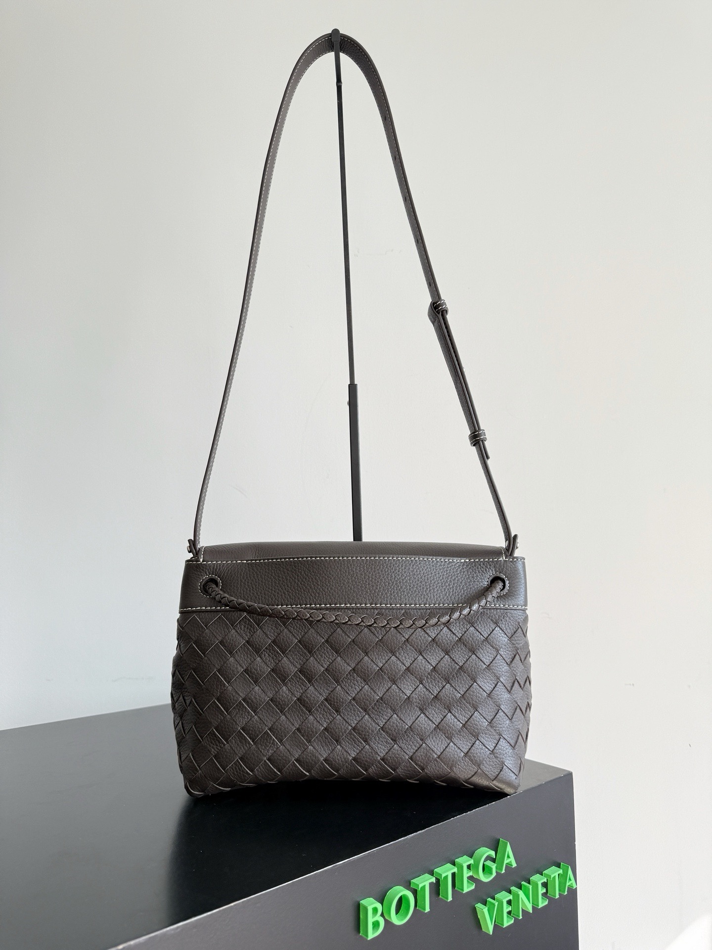 Bottega Veneta Andiamo woven cowhide shoulder bag
