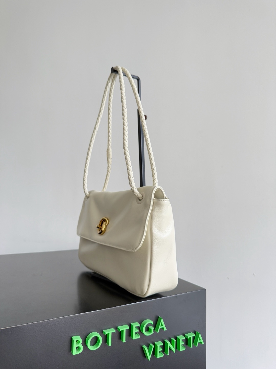 Bottega Veneta off white Madison cowhide shoulder bag