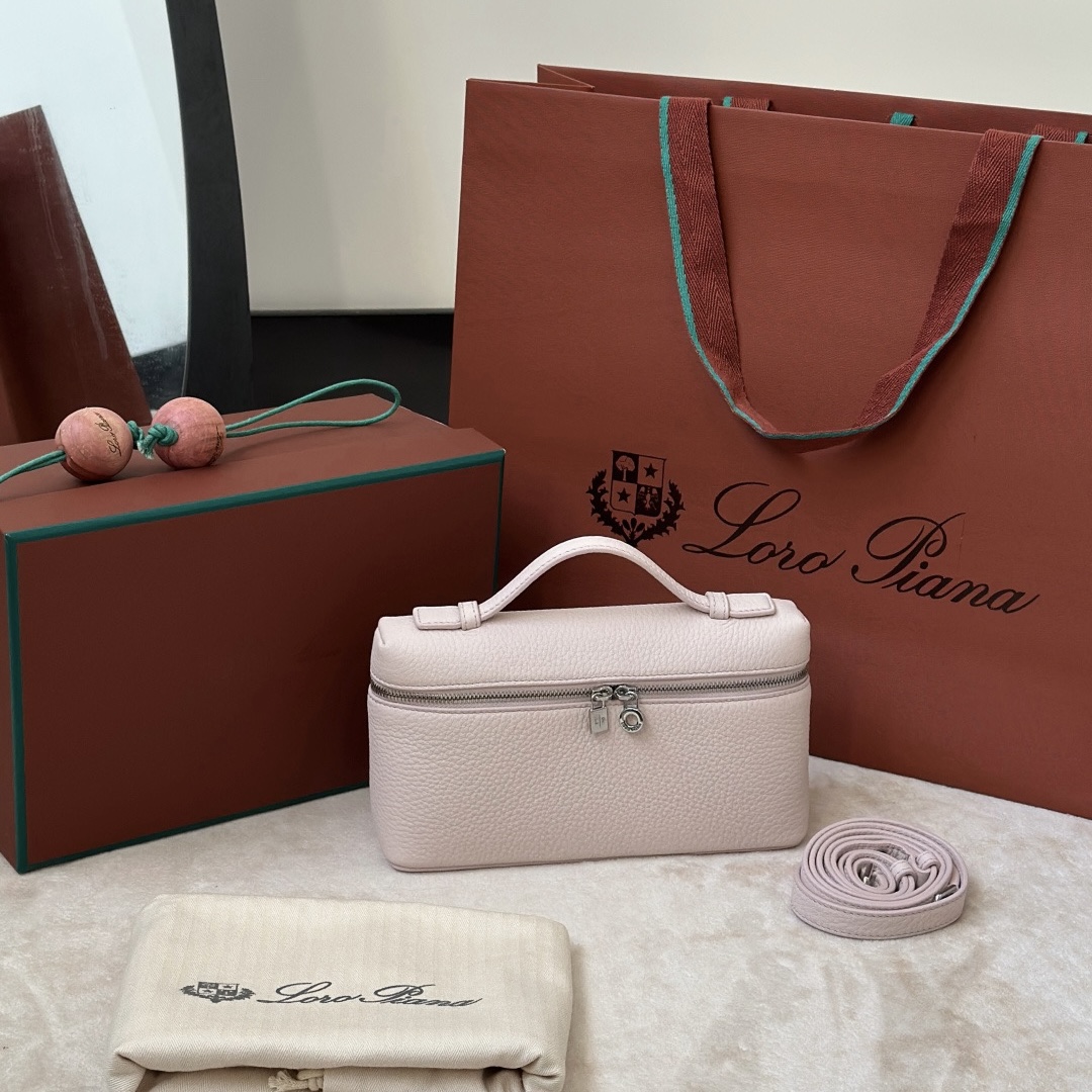 Light pink Loro Piana L19 cowhide lunch box bag