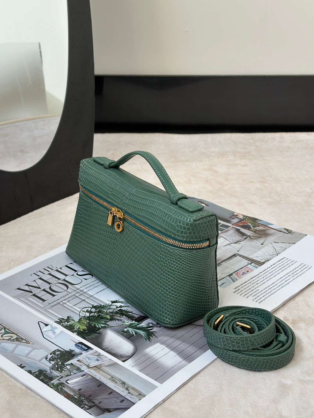 Loro Piana L19 lizard grain cowhide lunch box bag