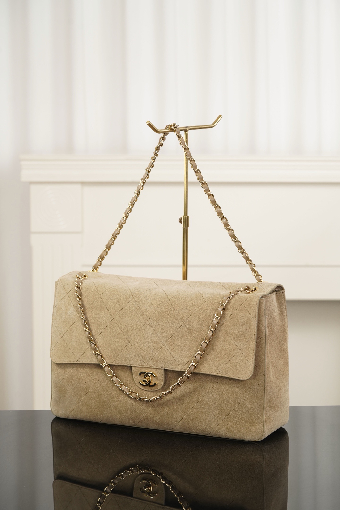 Chanel beige suede Maxi CF shoulder bag