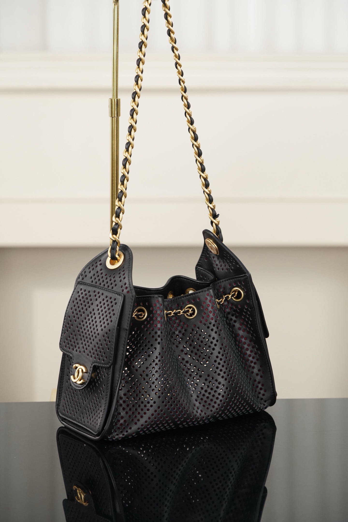 Chanel 26SS black gold perforated mesh 25 bag mini shoulder bag